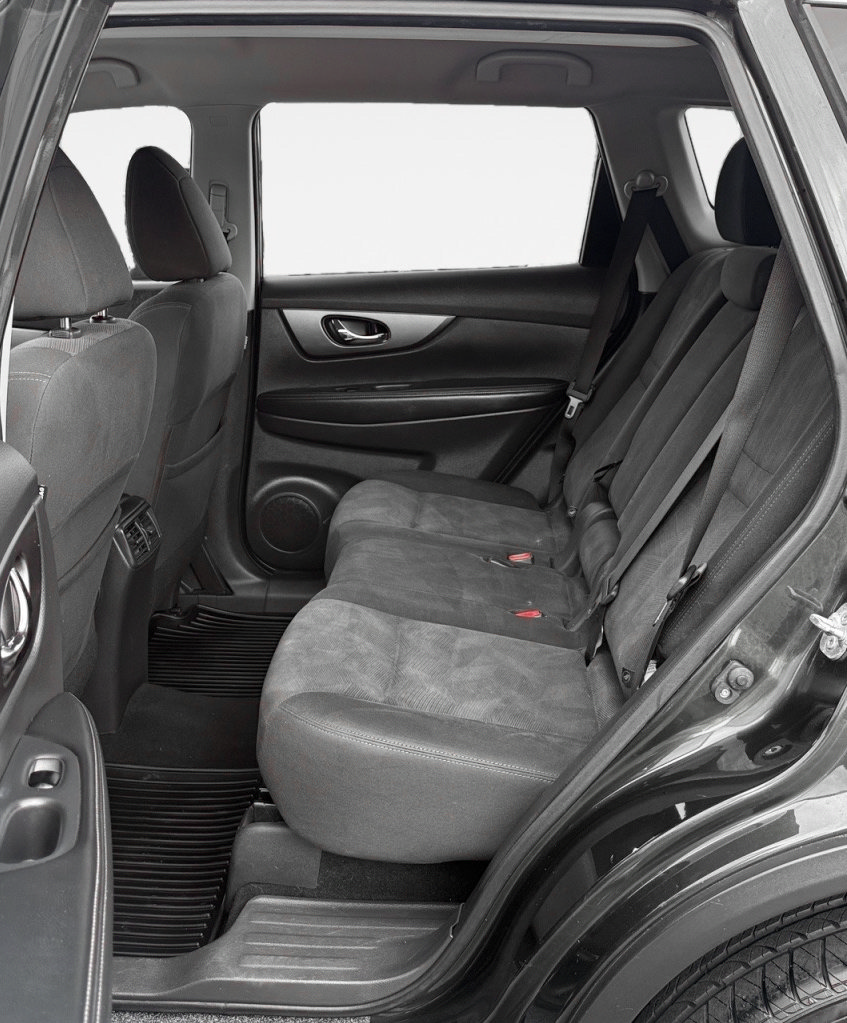 Used 2016 Nissan Rogue S AWD/4WD image 13