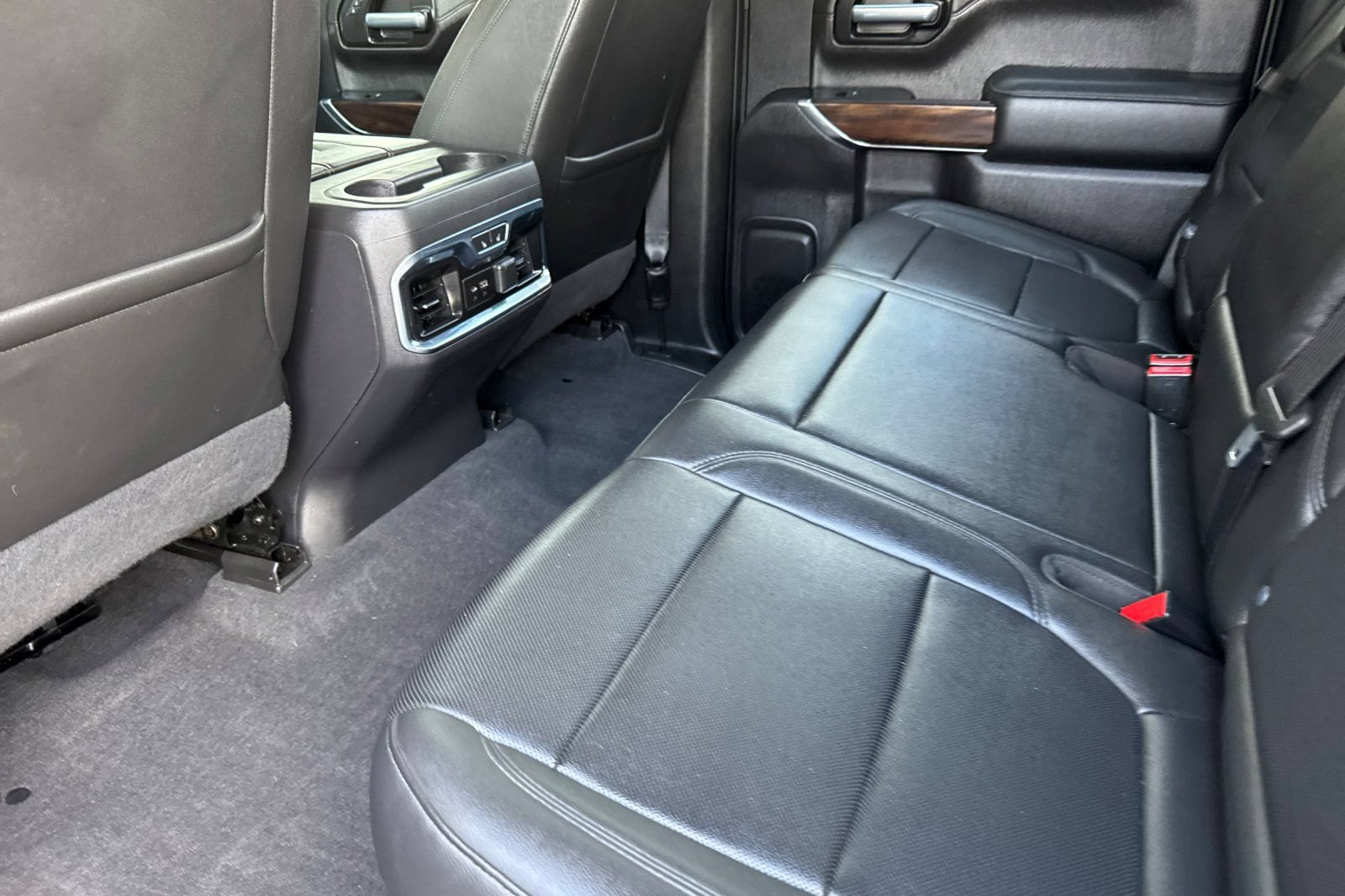 Used 2020 GMC Sierra 1500 SLT w/ SLT Premium Plus Package AWD/4WD image 13