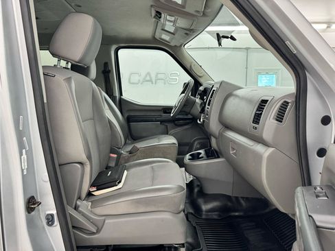 Used 2019 Nissan NV 3500 S RWD image 13