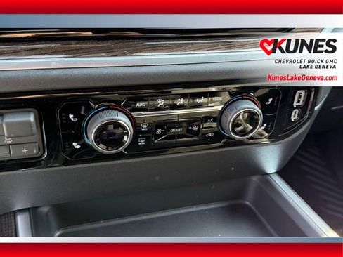 New 2026 Chevrolet Silverado 3500 LT image 28