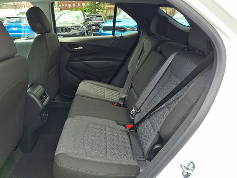 Used 2023 Chevrolet Equinox LT FWD image 10