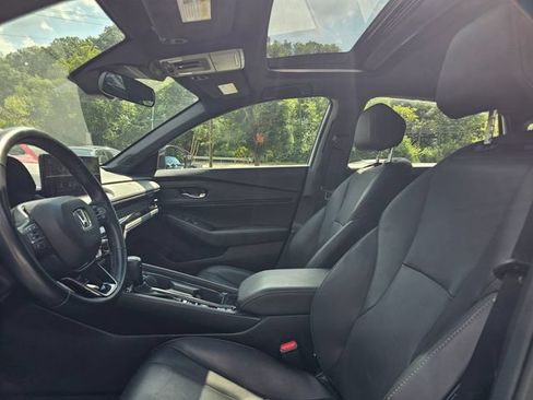 Used 2024 Honda Accord Sport image 6