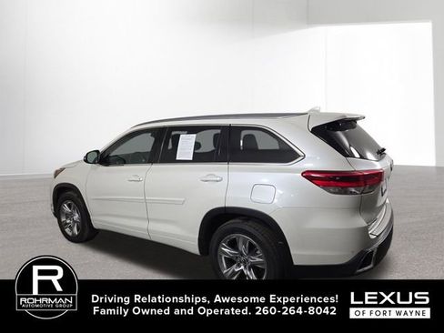 Used 2018 Toyota Highlander Limited w/ Protection Package #3 image 11