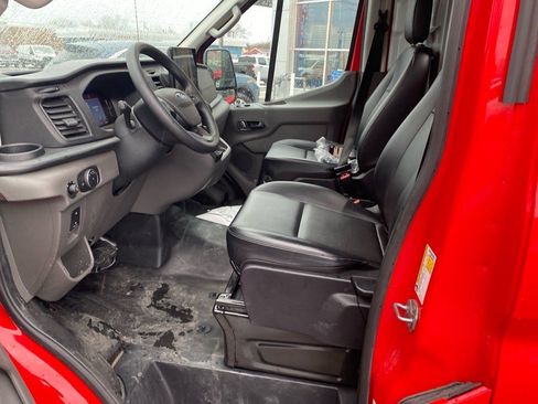Used 2026 Ford Transit 150 148 Medium Roof AWD w/ HVAC Trade Package image 9