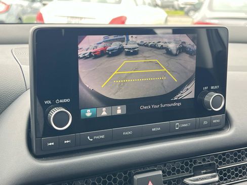 Used 2025 Honda HR-V LX image 13