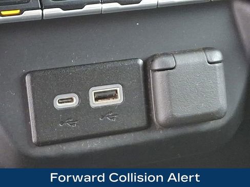 Used 2022 Chevrolet Silverado 1500 Custom image 26