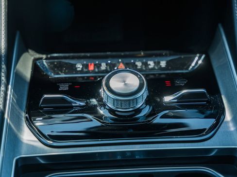 New 2026 Jeep Grand Wagoneer Limited AWD/4WD image 22
