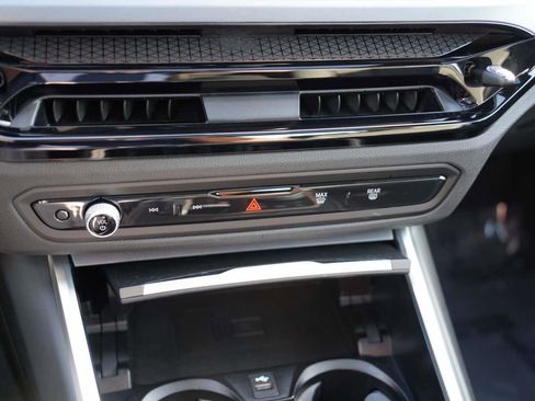 Used 2025 BMW 230i 230i Coupe RWD image 18