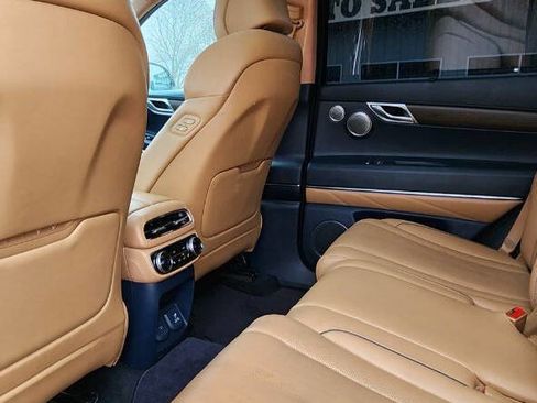 Used 2021 Genesis GV80 2.5T w/ Prestige Package 04 image 25