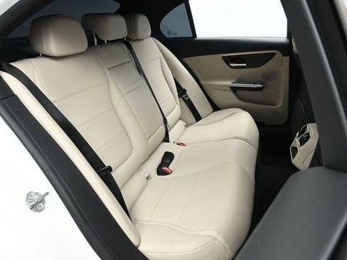 Used 2023 Mercedes-Benz C 300 C 300 image 18