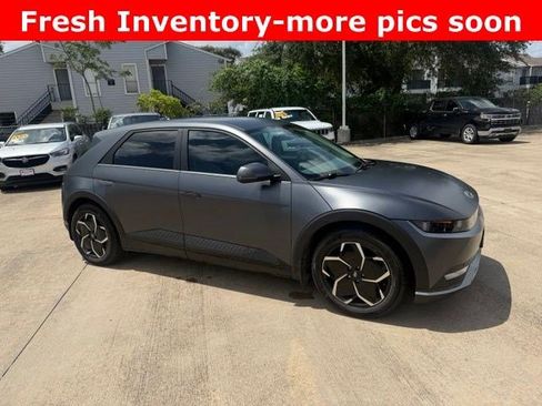 Used 2023 Hyundai Ioniq 5 SEL RWD image 2