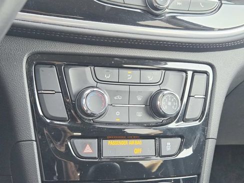 Used 2022 Buick Encore Preferred w/ Safety Package AWD/4WD image 23