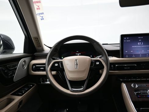 Used 2023 Lincoln Aviator Reserve w/ Equipment Group 201A image 37