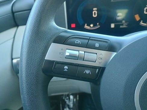 Used 2025 Hyundai Tucson SEL AWD/4WD image 27