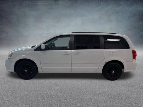 Used 2015 Dodge Grand Caravan SXT image 10