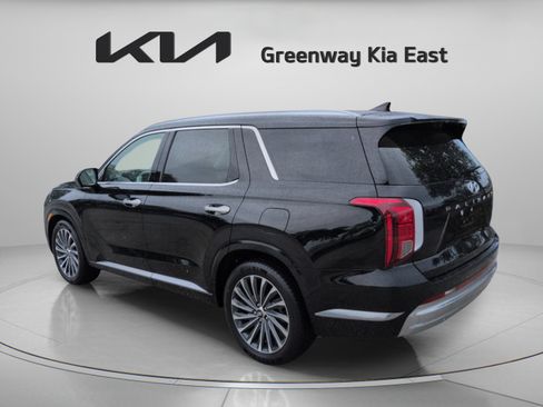 Used 2024 Hyundai Palisade Calligraphy FWD image 8