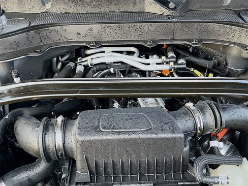 Used 2024 Ford Explorer ST w/ Equipment Group 401A image 31