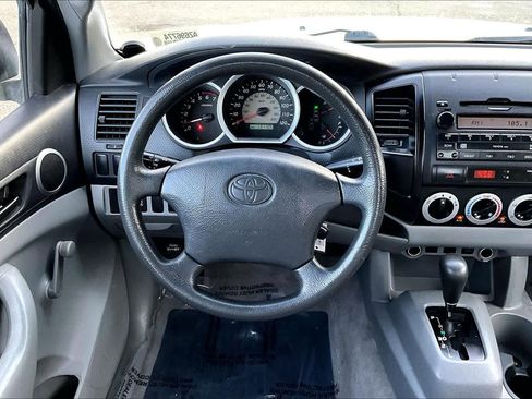 Used 2010 Toyota Tacoma 2WD Regular Cab image 5