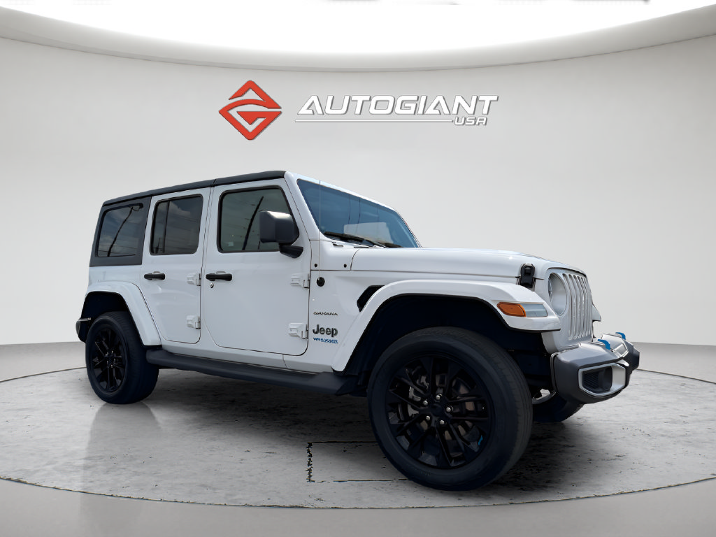 Used 2022 Jeep Wrangler Unlimited Sahara AWD/4WD image 11