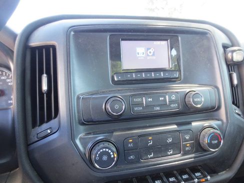 Used 2015 Chevrolet Silverado 2500 W/T RWD image 15