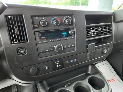 Used 2023 GMC Savana 2500 w/ Driver Convenience Package RWD image 21