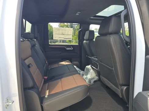 New 2026 Chevrolet Silverado 3500 High Country w/ High Country Premium Package AWD/4WD image 14
