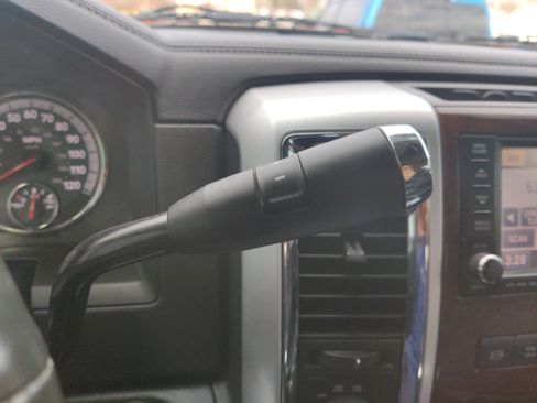 Used 2011 RAM 2500 Laramie w/ Cold Weather Group image 21