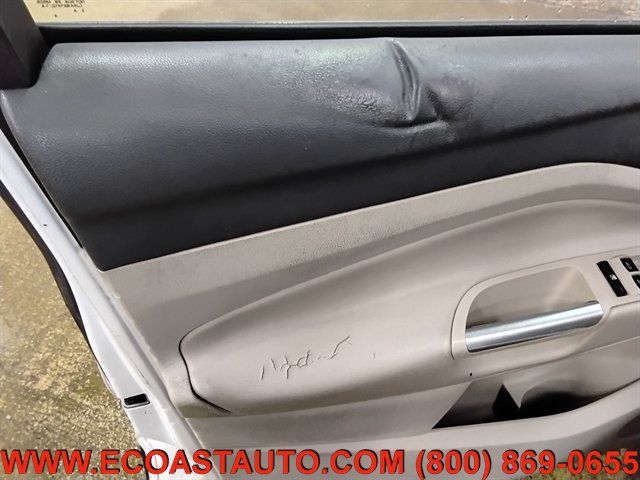 Used 2013 Ford Escape SE FWD image 18