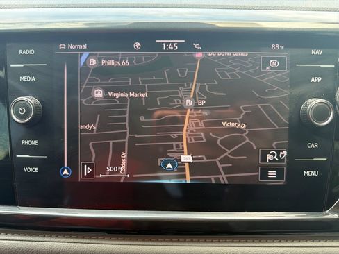 Used 2022 Volkswagen Taos SEL w/ Panoramic Sunroof Package AWD/4WD image 22