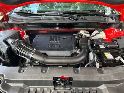 Used 2025 Chevrolet Blazer LT FWD image 31