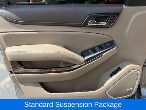 Used 2019 GMC Yukon XL SLT AWD/4WD image 19
