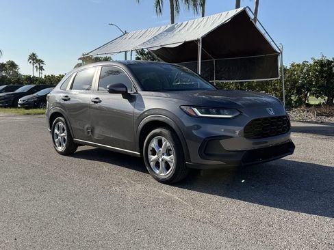 Used 2024 Honda HR-V LX image 2
