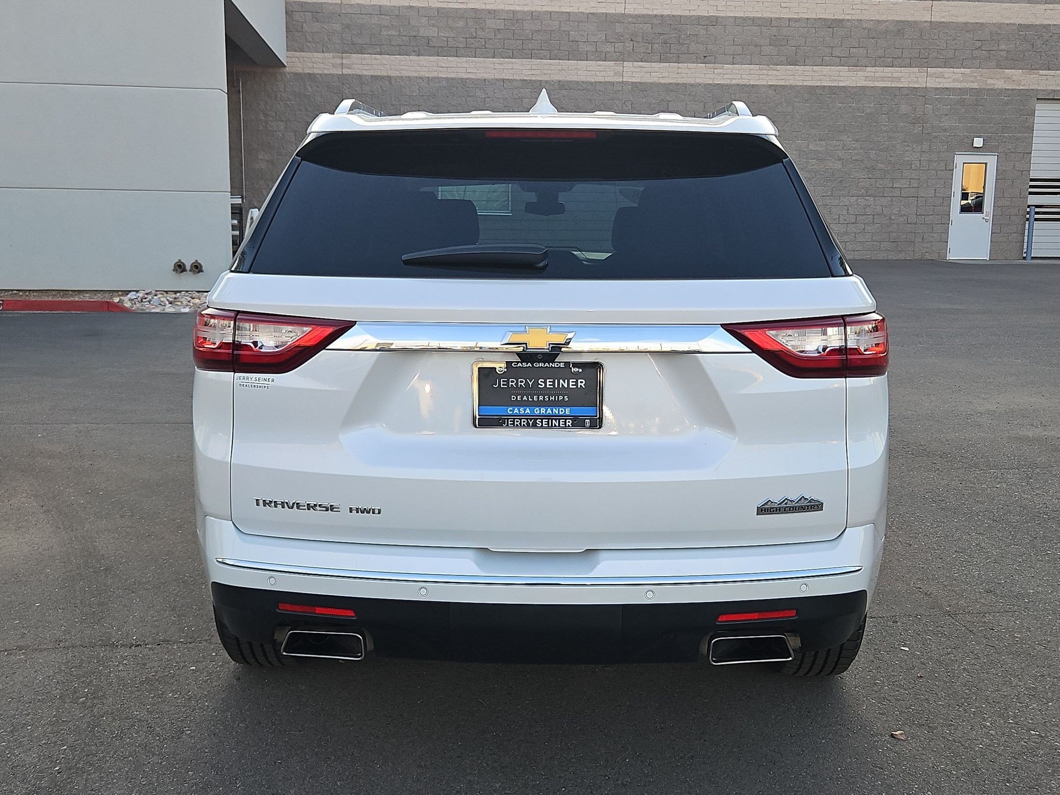 Used 2018 Chevrolet Traverse High Country AWD/4WD image 4