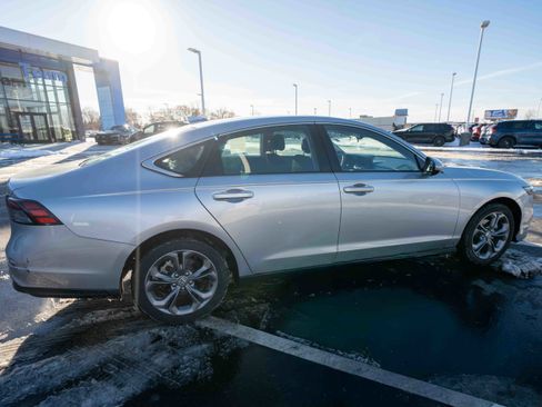 Used 2024 Honda Accord EX image 6