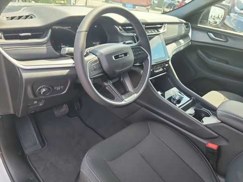 New 2026 Jeep Grand Cherokee Laredo X AWD/4WD image 22