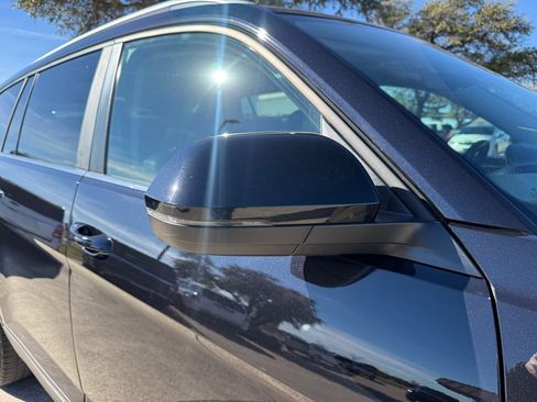 Used 2019 Volkswagen Atlas SE w/ Towing Package image 12