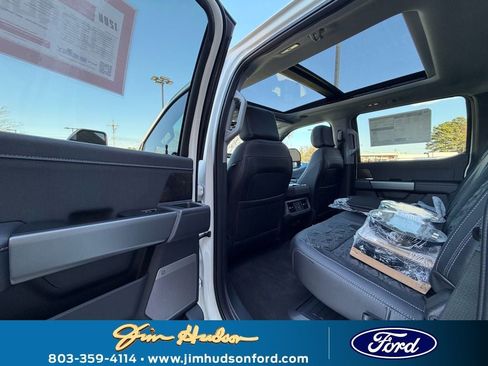 New 2026 Ford F250 Lariat w/ Black Appearance Package image 30