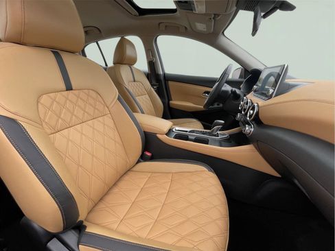 Used 2023 Nissan Sentra SV w/ SV Premium Package image 20