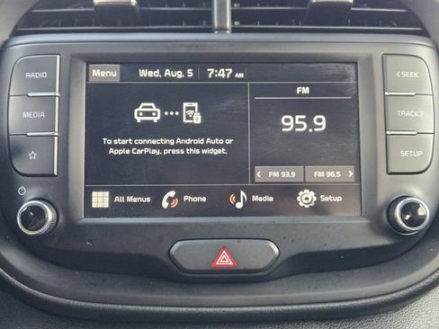 Certified 2025 Kia Soul LX w/ LX Technology Package FWD image 16