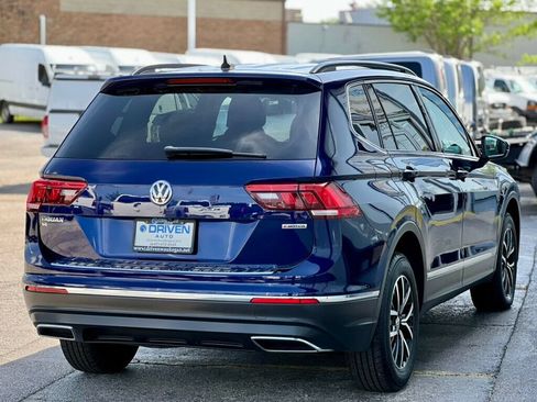 Used 2021 Volkswagen Tiguan SEL AWD/4WD image 34