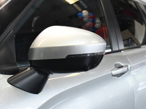 Used 2024 Mitsubishi Outlander SE AWD/4WD image 9