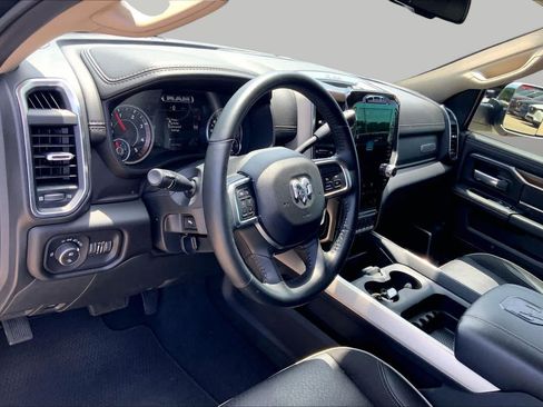 Used 2022 RAM 2500 Laramie AWD/4WD image 18