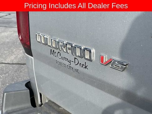 Used 2018 Chevrolet Colorado LT w/ LT Convenience Package AWD/4WD image 11