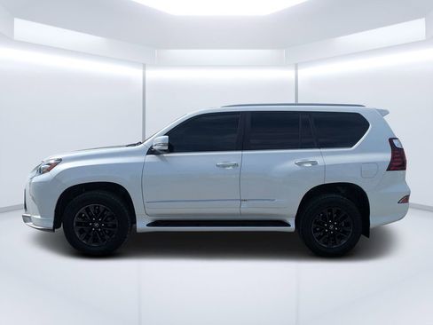Used 2018 Lexus GX 460 Premium AWD/4WD image 6