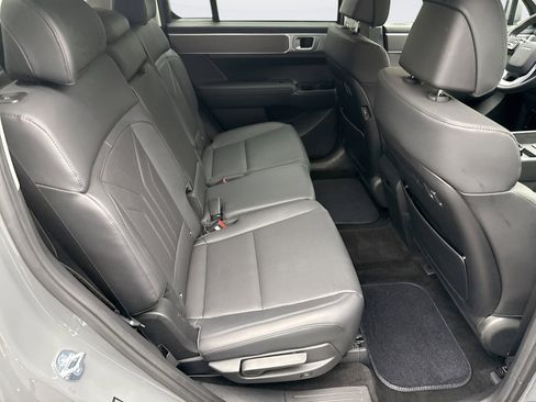 Used 2026 Hyundai Santa Fe SEL image 18