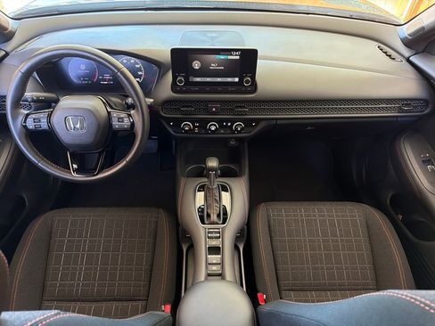 Used 2025 Honda HR-V Sport image 21