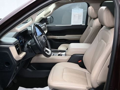 Used 2024 Ford Expedition Max Limited image 15