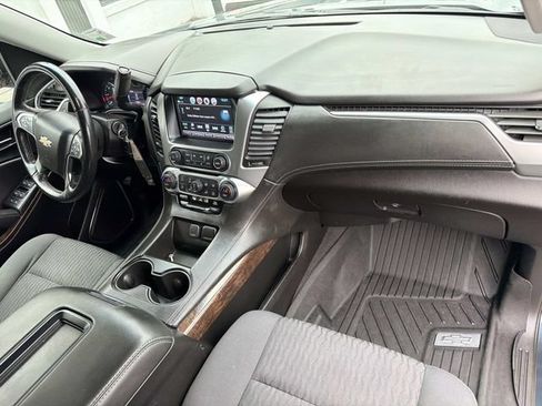 Used 2019 Chevrolet Suburban LS w/ Enhanced Driver Alert Package RWD image 16