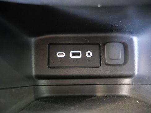 Used 2020 Chevrolet Equinox LT AWD/4WD image 23