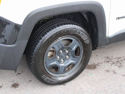 Used 2016 Jeep Renegade Sport w/ Power & Air Group image 12